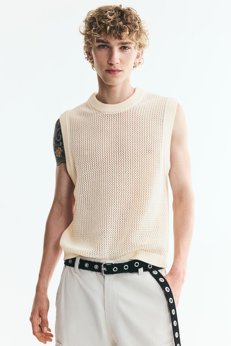 Regular Fit Hole-knit sweater vest